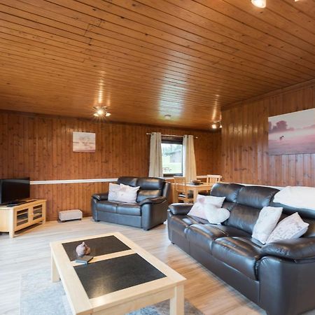 ניוטון סטיוארט Bluebell Lodge 9 With Hot Tub מראה חיצוני תמונה