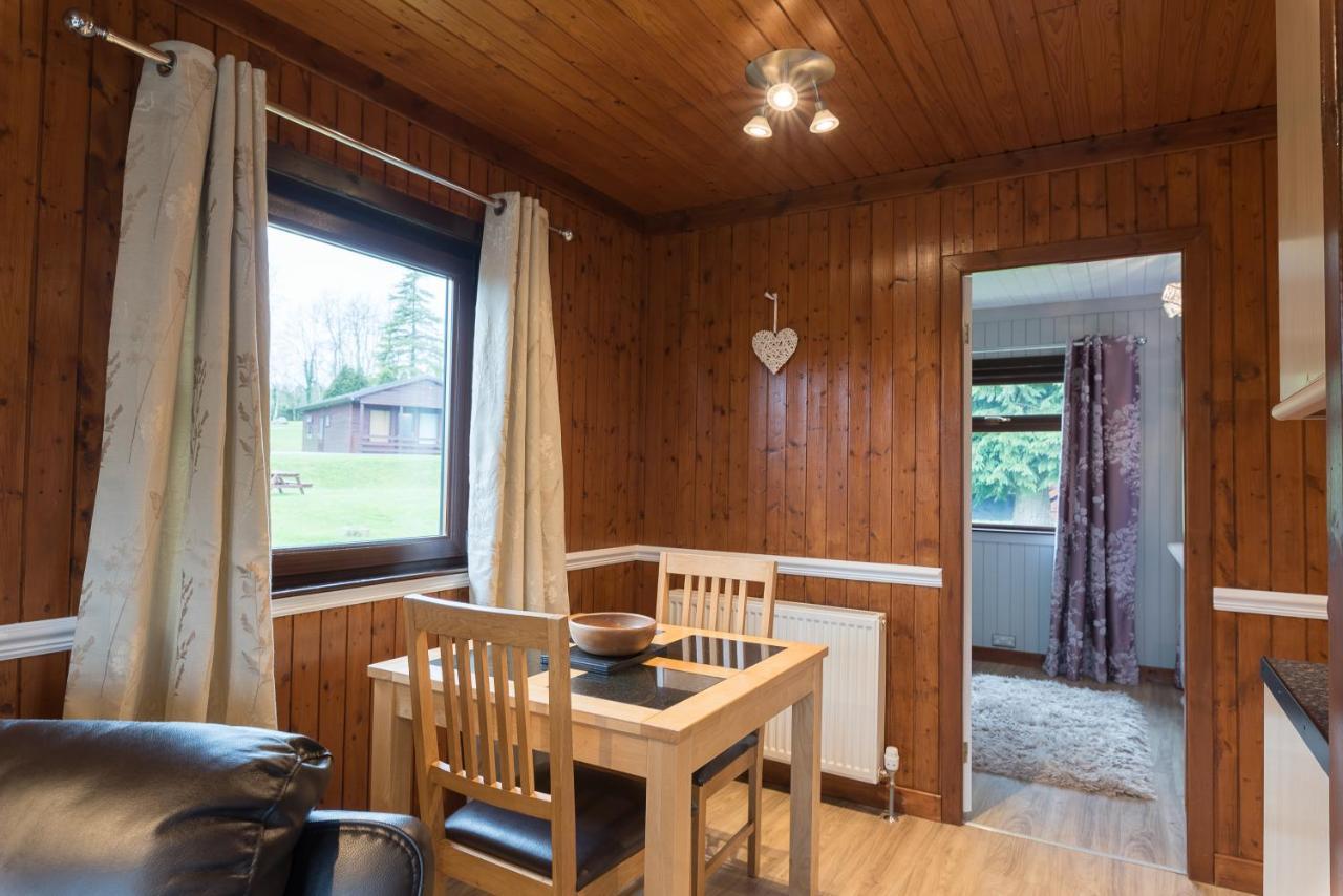 ניוטון סטיוארט Bluebell Lodge 9 With Hot Tub מראה חיצוני תמונה